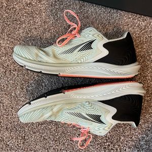 Altra Torin 5 running shoes size 8.5